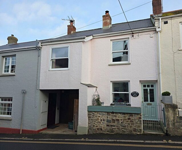 3 Bedroom Terraced House For Sale In High Street, North Tawton, EX20