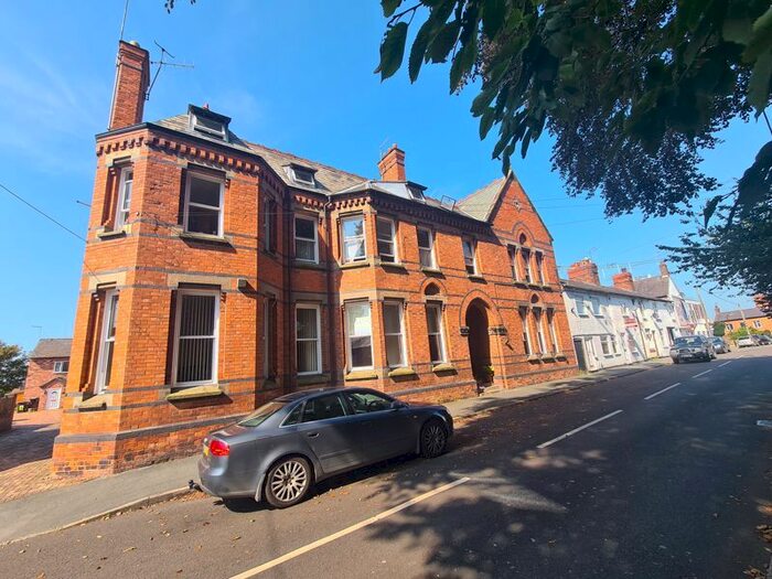 2 Bedroom Flat To Rent In Alkington Road, Whitchurch, SY13