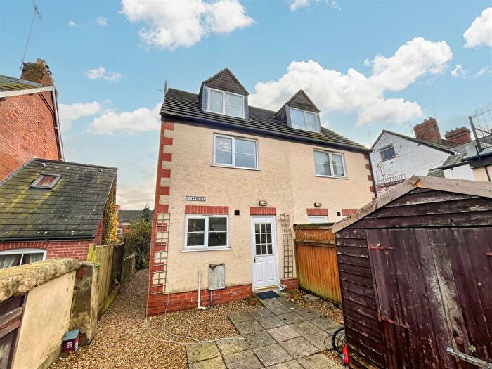 3 Bedroom Semi-Detached House To Rent In Great Western Terrace, Yeovil, Somerset, BA21