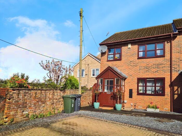 3 Bedroom End Of Terrace House For Sale In Queens Close, Acomb, Hexham, NE46
