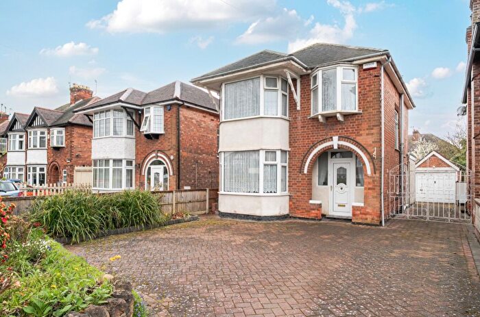 3 Bedroom Detached House For Sale In Russell Drive, Wollaton, Nottinghamshire, NG8