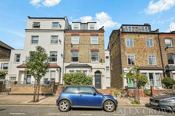 1 Bedroom Flat To Rent In Alexandra Grove, Finsbury Park, N4