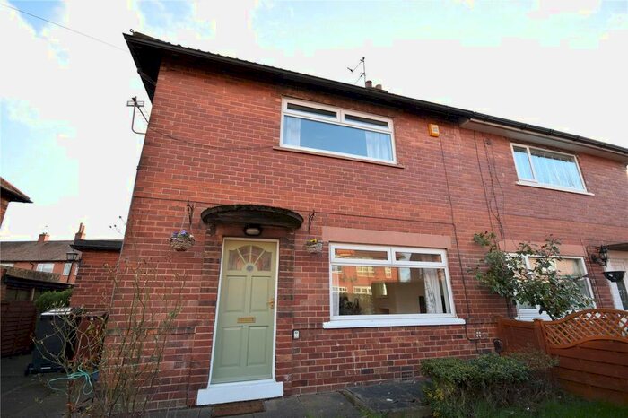 2 Bedroom Semi-Detached House To Rent In Westway, Farsley, Pudsey LS28