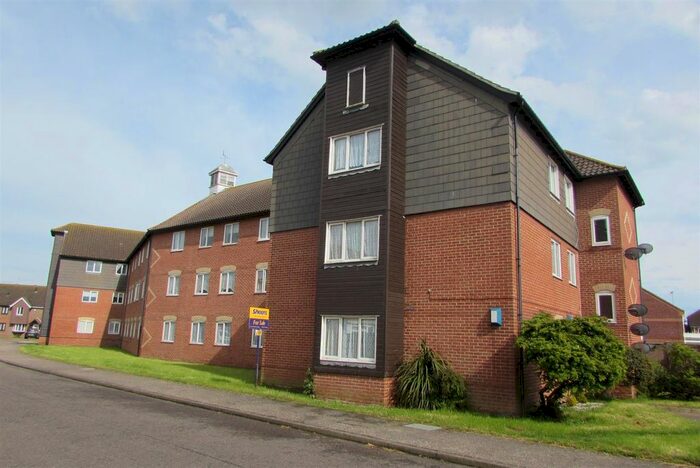 2 Bedroom Flat To Rent In Shamrock House, Weymouth Close, Clacton-On-Sea, CO15