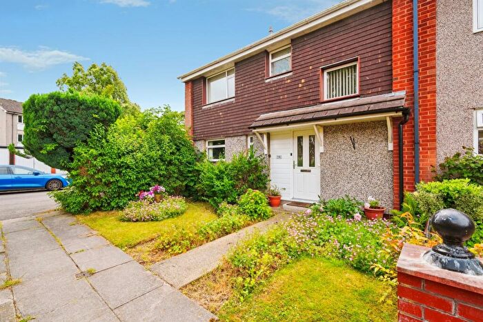 3 Bedroom End Of Terrace House For Sale In Friars Close, Wirral, CH63
