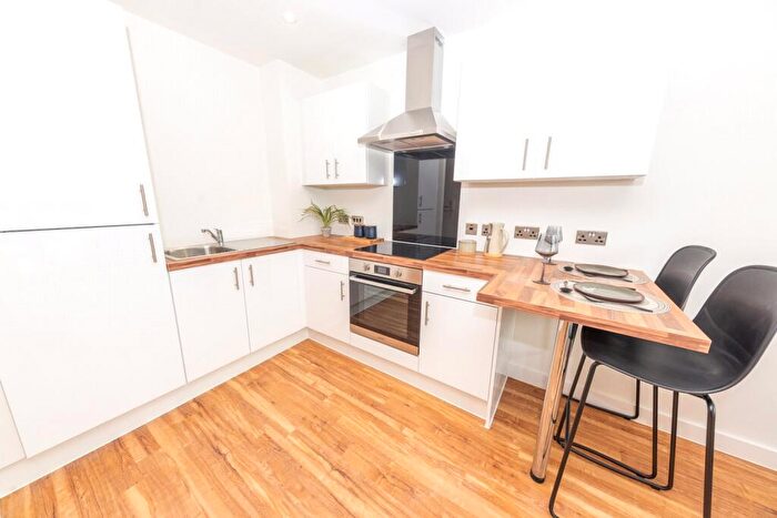 1 Bedroom Flat To Rent In Manchester Waters, Pomona Strand, Old Trafford, M16