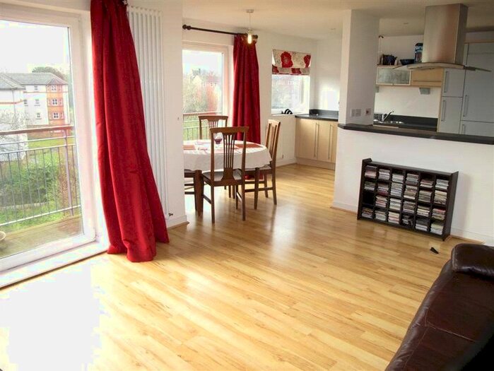 2 Bedroom Flat To Rent In East Pilton Farm Crescent, Edinburgh, EH5