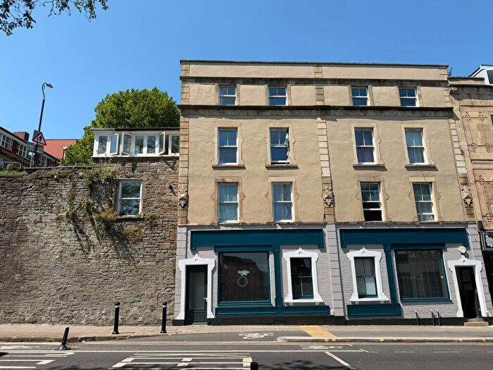 2 Bedroom Apartment To Rent In Lower Church Lane, Bristol, BS2