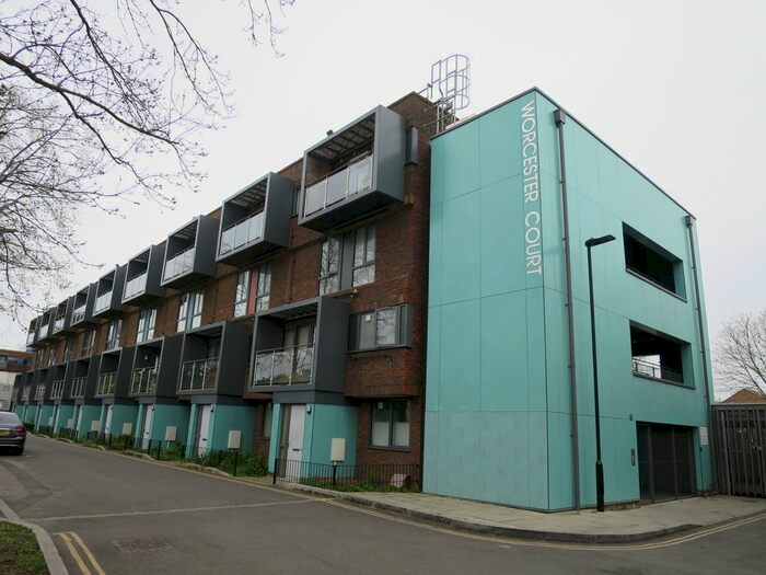 2 Bedroom Flat To Rent In Copley Close, Greenford, W7