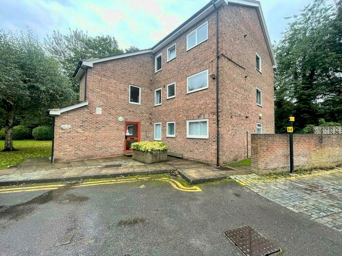 2 Bedroom Flat To Rent In Westcliffe Court/ West End - Darlington, DL3