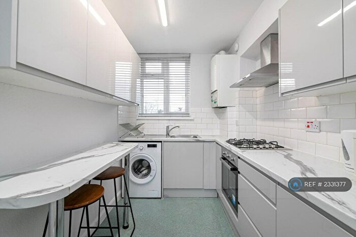 2 Bedroom Flat To Rent In Hornsey Road, London, N19