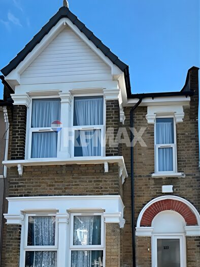 1 Bedroom Flat To Rent In Cowley Road, IG1