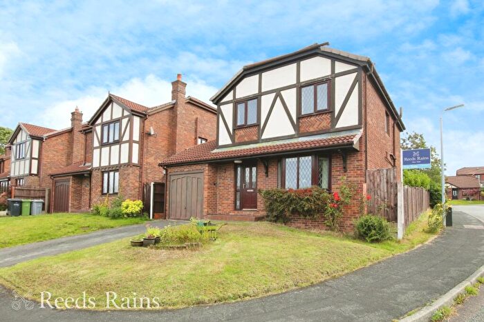 4 Bedroom Detached House For Sale In Barnside Way, Tytherington, Macclesfield, Cheshire, SK10