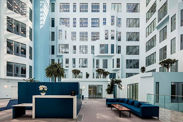 1 Bedroom Flat To Rent In Westgate House, Hanger Lane, W5