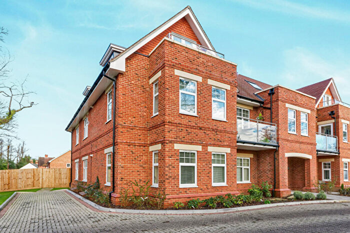 2 Bedroom Apartment To Rent In St Marks Road, Binfield, RG42