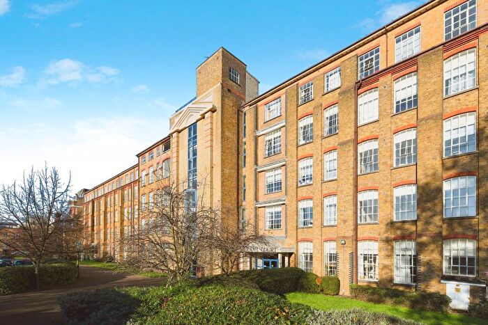 2 Bedroom Flat For Sale In Durrant Court, Brook Street, Chelmsford, Essex, CM1