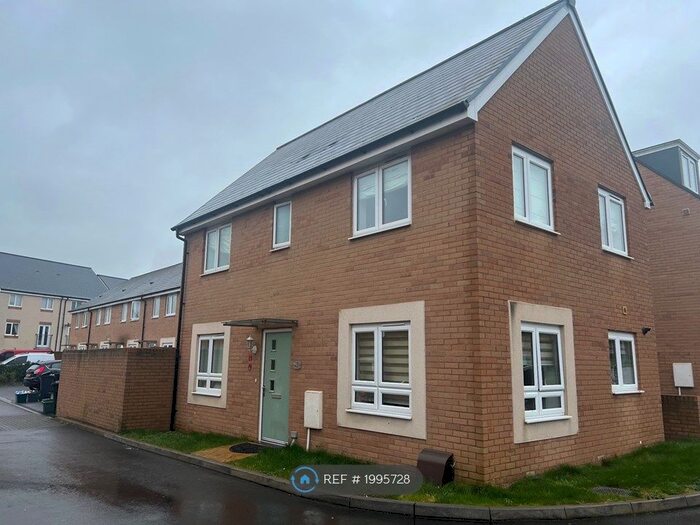 3 Bedroom Detached House To Rent In Snowdrop Drive, Emersons Green, Bristol, BS16
