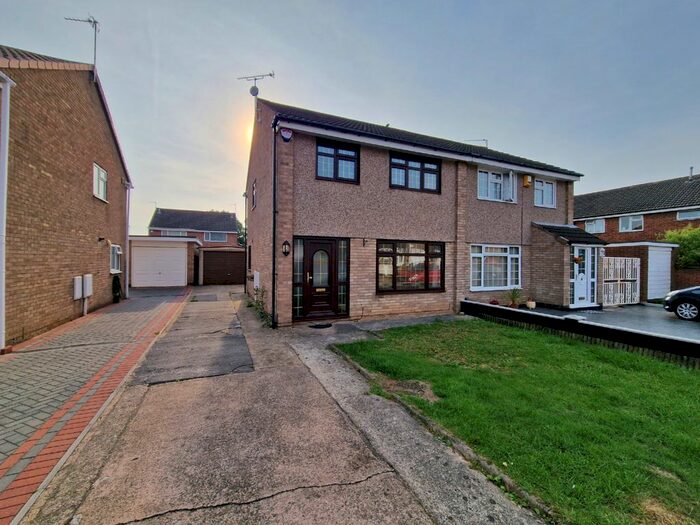 3 Bedroom Semi-Detached House To Rent In Badminton Road, Rushey Mead, Leicester, LE4