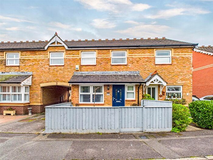 4 Bedroom Terraced House For Sale In Le Patourel Close, Purewell Meadows, Christchurch, Dorset, BH23