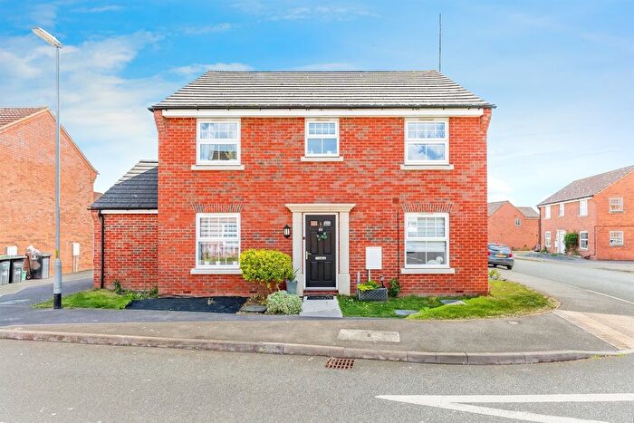 4 Bedroom Detached House For Sale In Clarendon Close, Corby, NN18