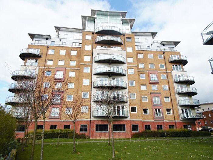 2 Bedroom Flat To Rent In Winterthur Way, Victory Hill, Basingstoke, RG21