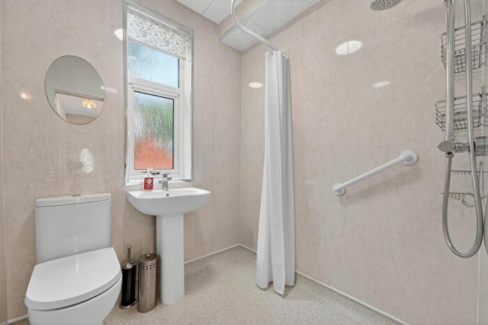 2 Bedroom Flat To Rent In Arthurston Terrace, Coylton -, KA6