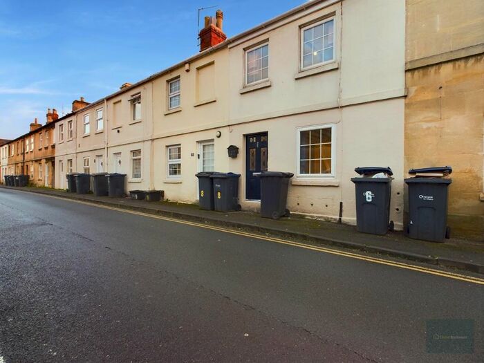 2 Bedroom Property To Rent In Union Street, Melksham, SN12