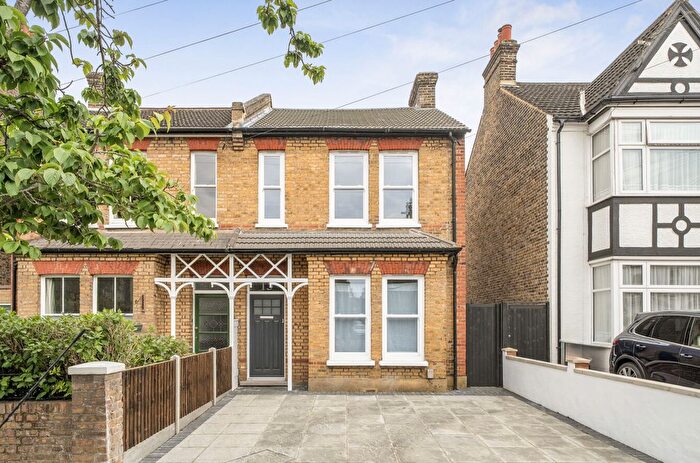 3 Bedroom Terraced House For Sale In Ravenscroft Road, Beckenham, BR3