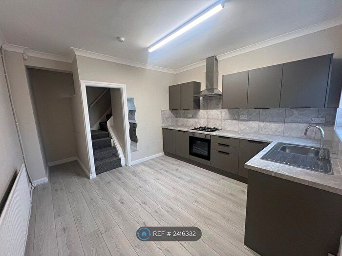 1 Bedroom Flat To Rent In Liverpool Road, Eccles, Manchester, M30