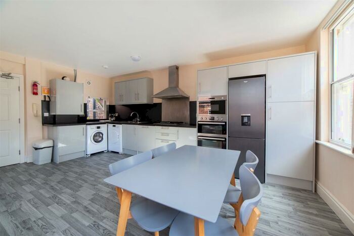 4 Bedroom Apartment To Rent In - Fenkle Street, City Centre, Newcastle Upon Tyne, NE1