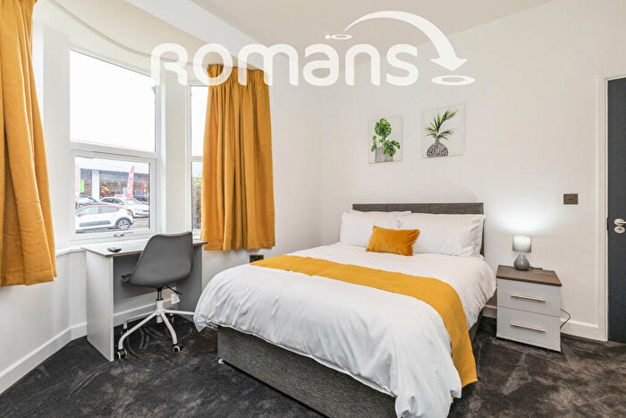 Studio To Rent In High Street, Kingswood, BS15