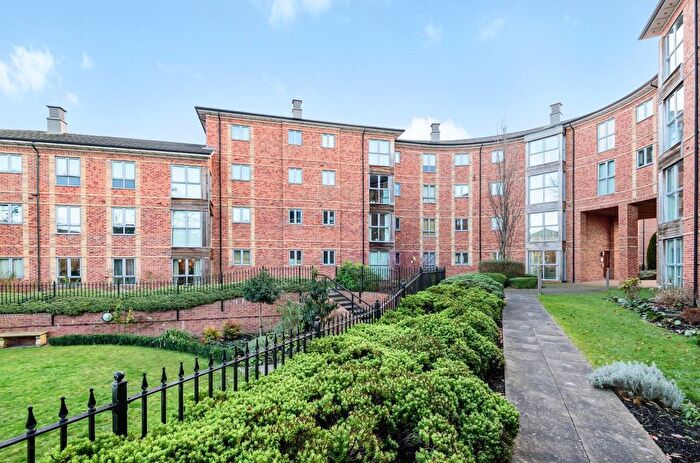 2 Bedroom Flat To Rent In Ramsey House, York, YO31