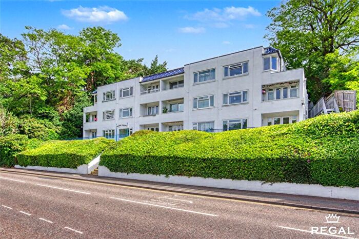 2 Bedroom Apartment For Sale In Bourne Avenue, Bournemouth, BH2