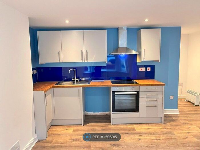 1 Bedroom Flat To Rent In Templar Street, Dover, CT17