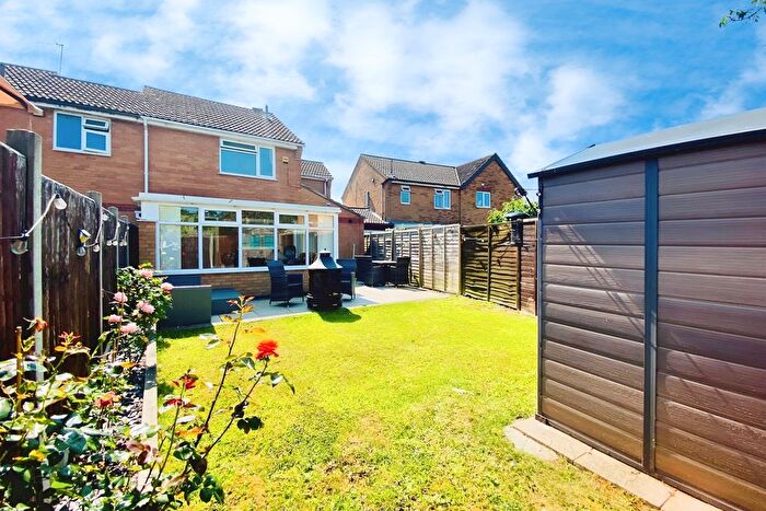 4 Bedroom Semi-Detached House For Sale In Teal Way, Syston, LE7
