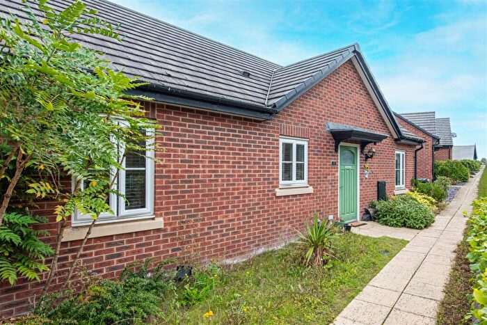 2 Bedroom Bungalow For Sale In Harvest Road, Market Harborough, LE16