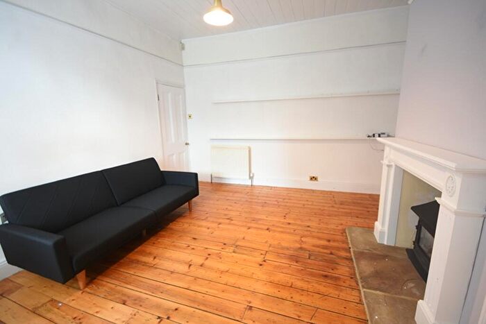 2 Bedroom Flat To Rent In Causey Street, Gosforth, NE3