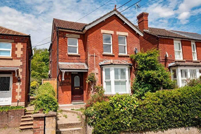 3 Bedroom Detached House For Sale In Charlton Road, Andover, SP10