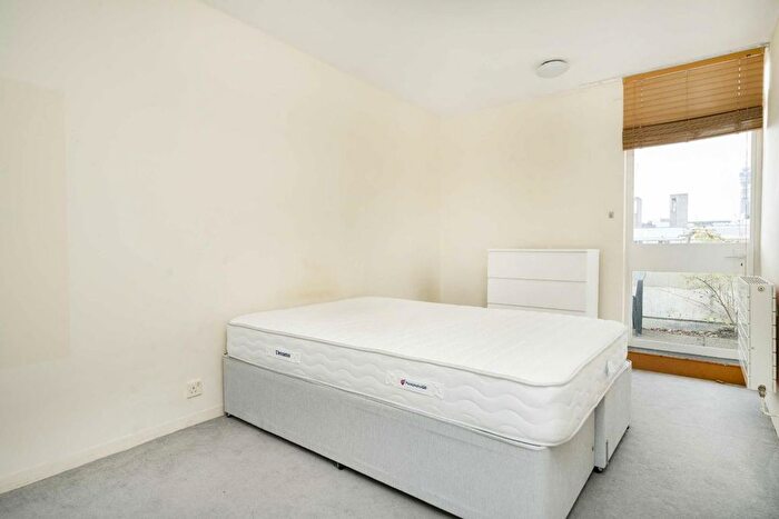 2 Bedroom Flat To Rent In Brunswick Centre, London, WC1N