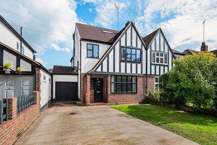 4 Bedroom Semi-detached House For Sale In Repton Road, South Orpington, Kent, BR6