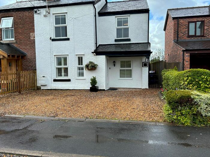 4 Bedroom Property To Rent In Pipers Ash, Guilden Sutton, Chester, CH3