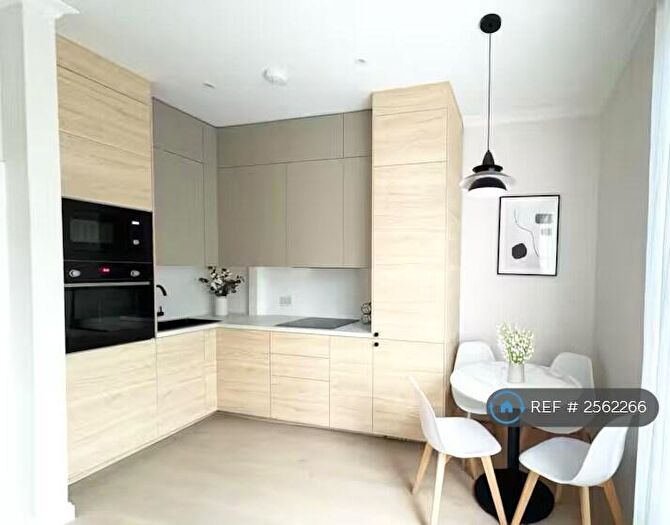 1 Bedroom Flat To Rent In Offord Road, London, N1