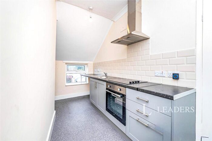 2 Bedroom Flat To Rent In Market Place, Donington, Spalding, PE11