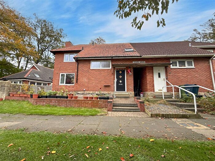 2 Bedroom Semi-detached House For Sale In Cedars Green, Low Fell, NE9