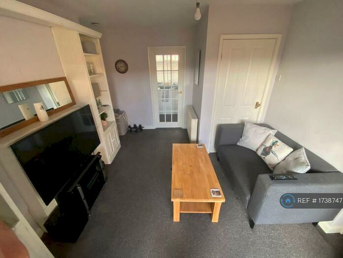 2 Bedroom Flat To Rent In Queens Road, Newark, NG24