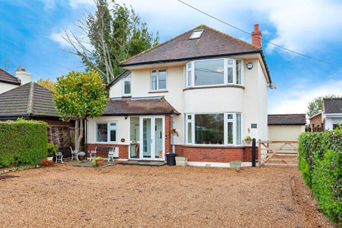 4 Bedroom Detached House For Sale In Marsh Lane, Taplow, Maidenhead, Buckinghamshire, SL6