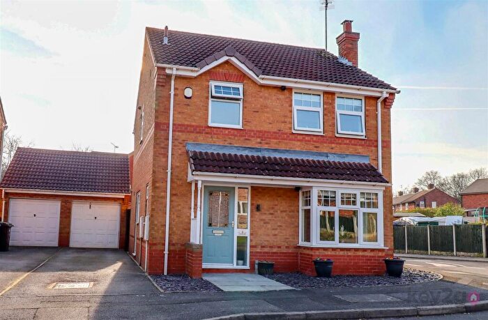 3 Bedroom Detached House For Sale In Stoneley Dell, Charnock, Sheffield, S12