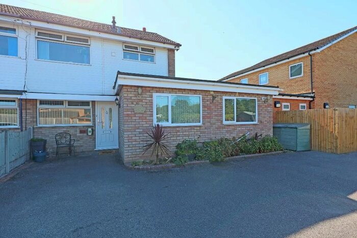 3 Bedroom Semi-Detached House To Rent In Friars Avenue, Stone, Staffordshire, ST15