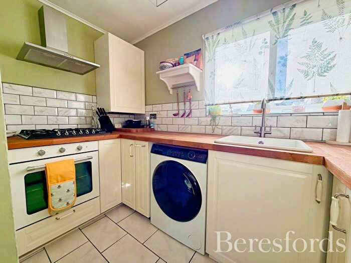 1 Bedroom Bungalow For Sale In Patmore Road, Colchester, CO4