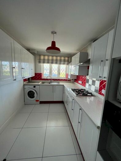4 Bedroom Terraced House To Rent In Lee Conservancy Road, London, E9